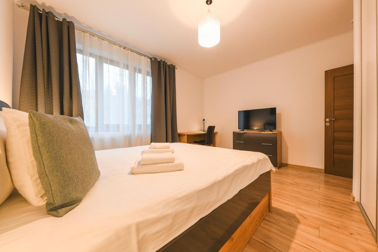 Spacious And Quiet 2 Bedroom Apartment Cluj-Napoca Exterior foto